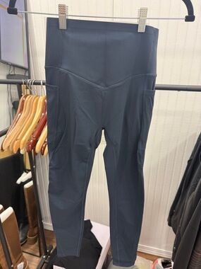 HALARA Navy Leggings with Green Logo Tag